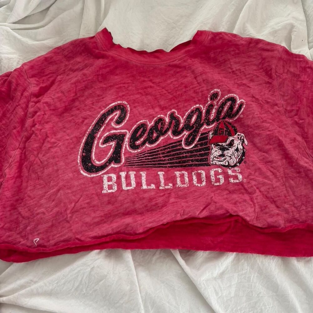 UGA University of Georgia Bulldogs Vintage Lightweight Medium Crop Top T-Shirt